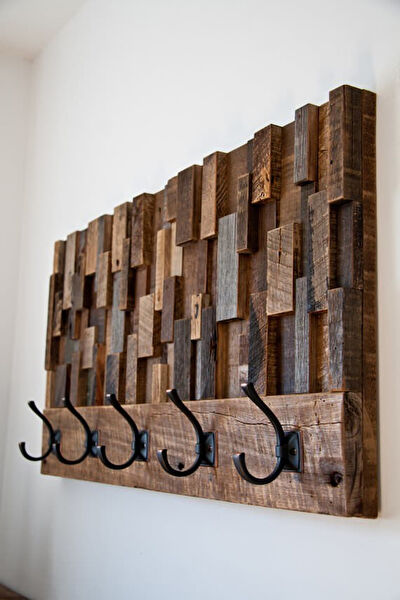 KUZELA Kapı, Duvar Askılığı