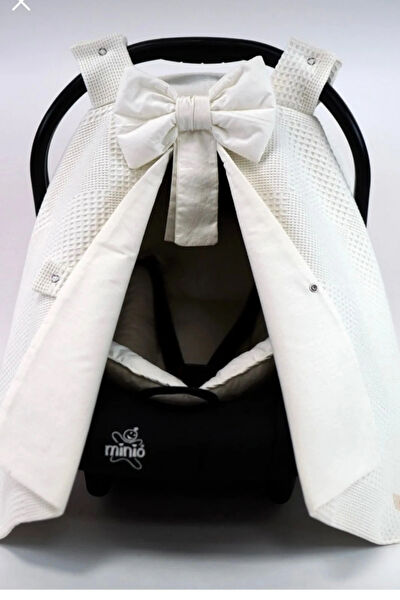 Masallar Diyarı Oto Koltuğu Aksesuarı