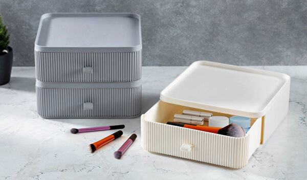 Qualitev Makyaj Kutusu, Organizer