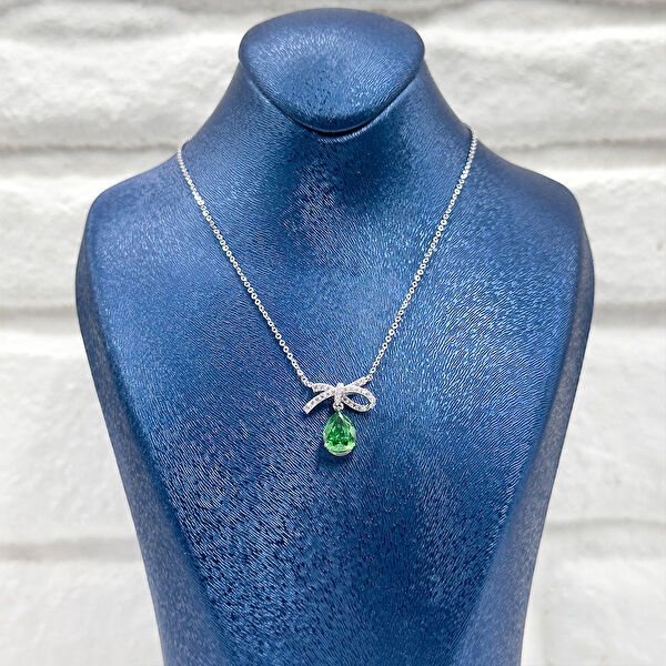 Livora Jewelry Kolye