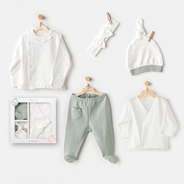 Lenaca Yenidoğan Hastane Çıkışı