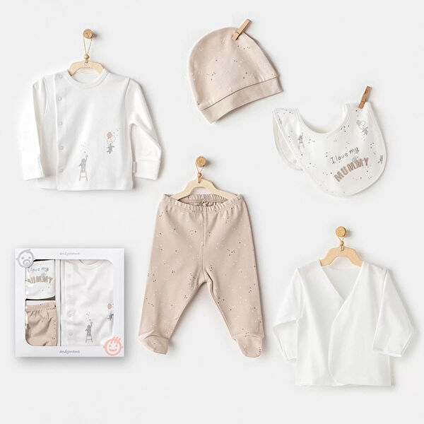 Lenaca Yenidoğan Hastane Çıkışı