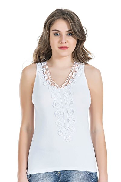 Lenaca Kadın Atlet, Body