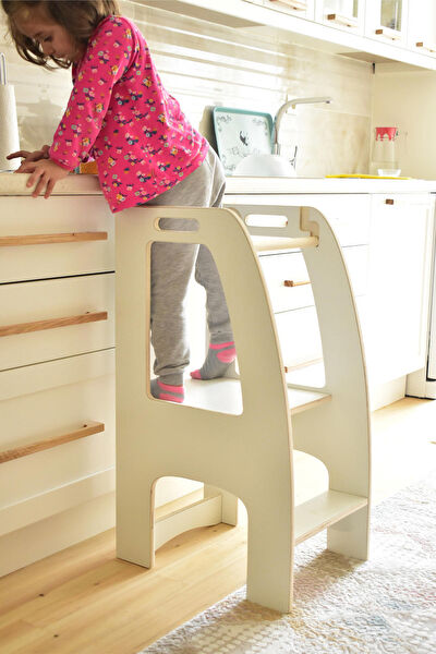 IRK Lemoon Masa, Sandalye