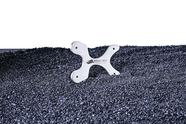 Magic Iron Masaj Cihazı, Aleti