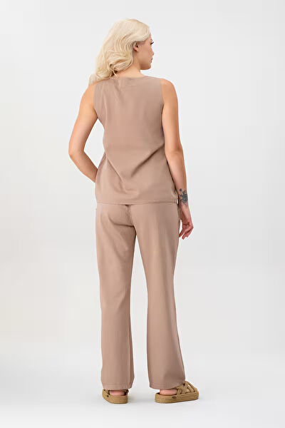 Bold & Young Kadın Atlet, Body