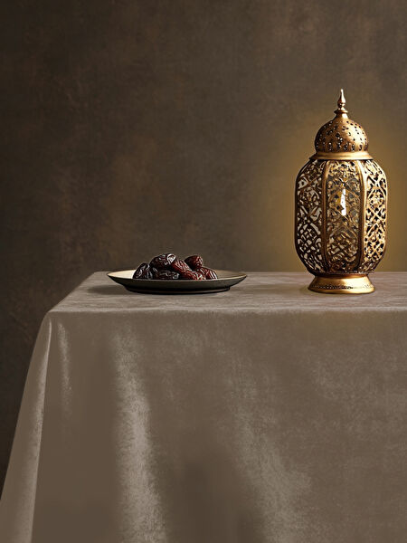 Perle Masa Örtüsü