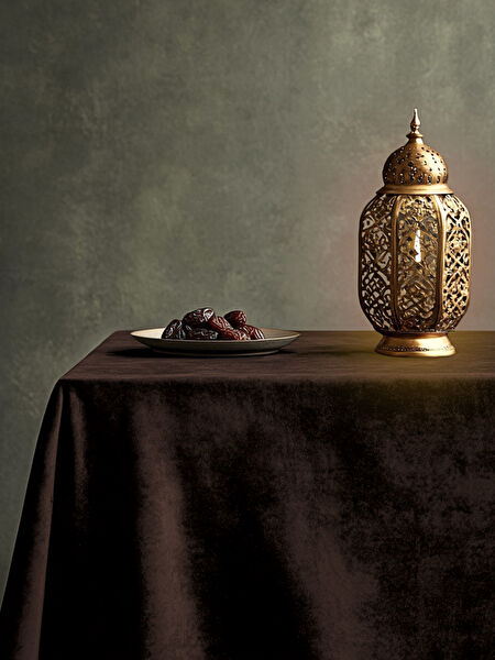 Perle Masa Örtüsü