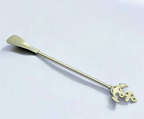 Mepa Kerata, Ayakkabı Çekeceği