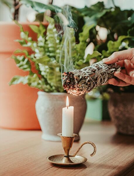 mithra botanical est. 2021 %100 pure Tütsülük ve Buhurdanlık