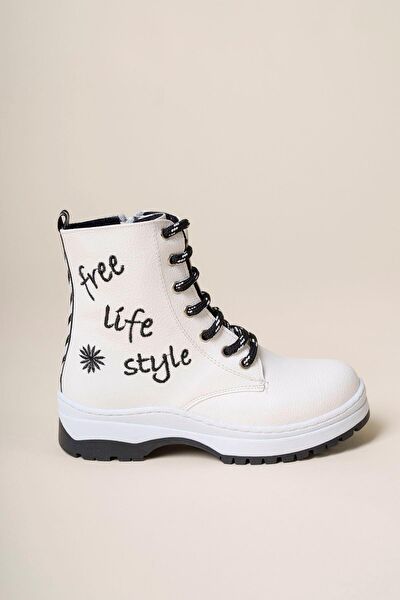 Aymeravm Kız Çocuk Bot, Çizme