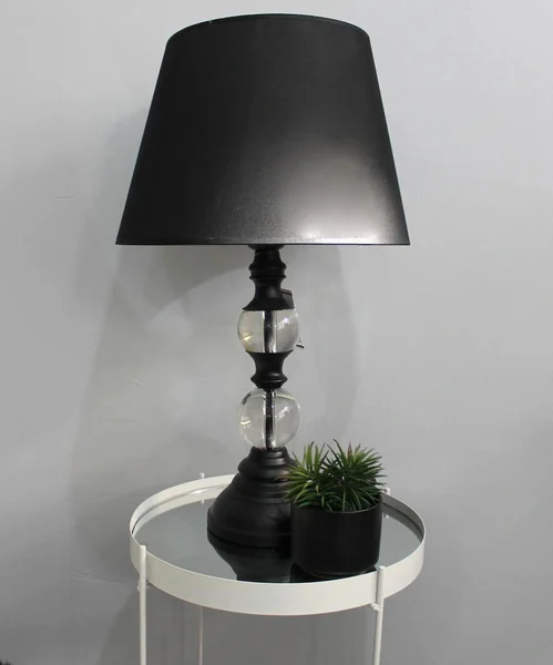 Modi Lighting Masa Lambası