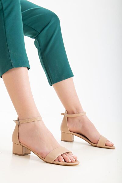 Ayakkabı Frekansı Klasik Topuklu Ayakkabı