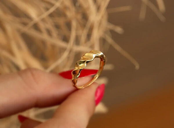 Safir Mücevher Altın Yüzük