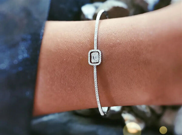 Safir Mücevher Altın Bileklik