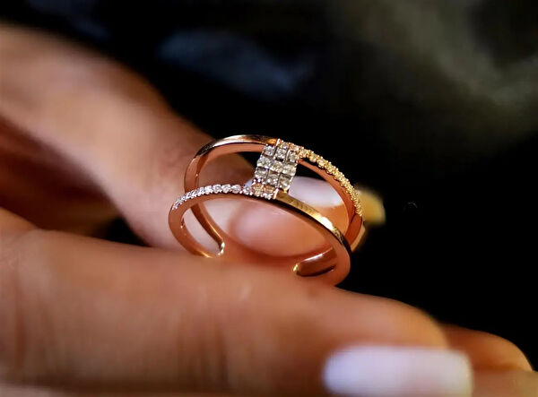 Safir Mücevher Altın Yüzük