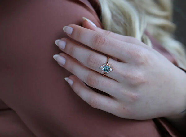 Safir Mücevher Altın Yüzük