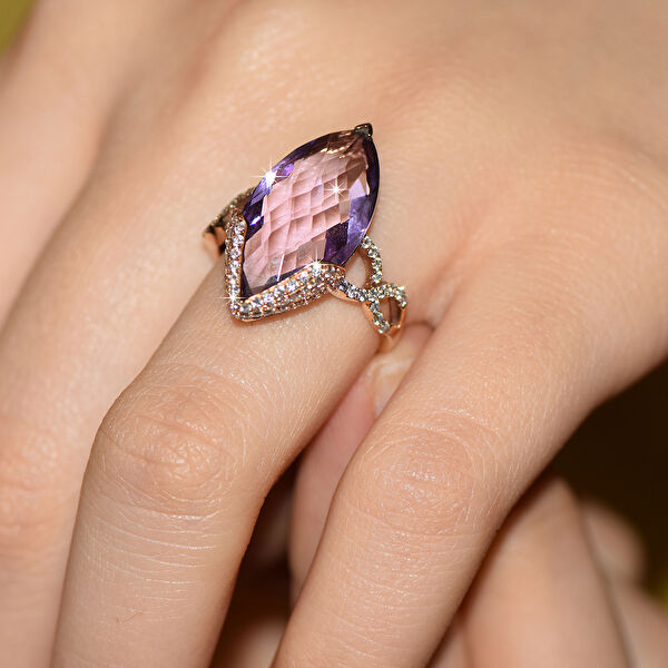 Lilarote Altın Yüzük