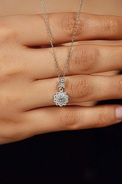 Roza Silver Kolye