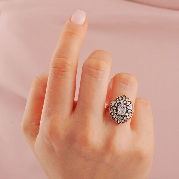 Assos Altın Yüzük