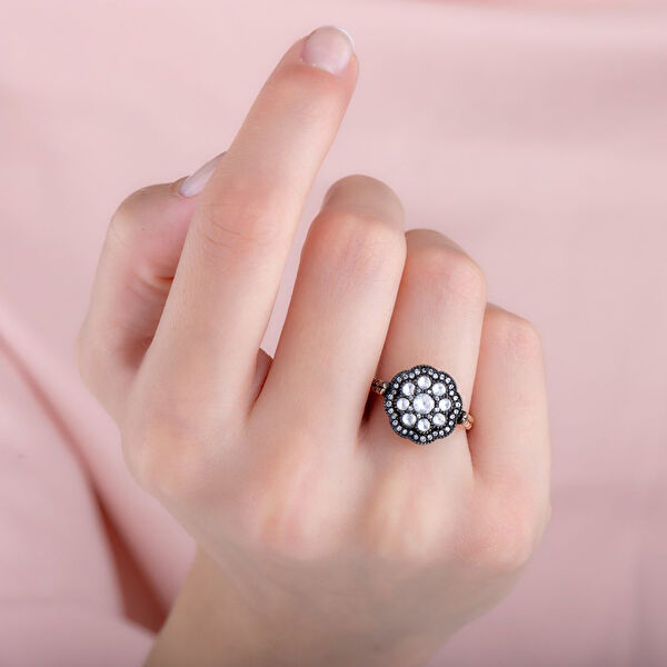 Assos Altın Yüzük