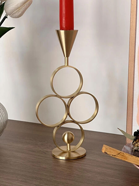 Lukrea Şamdan, Mumluk