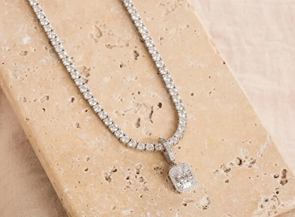 Safir Mücevher Charm