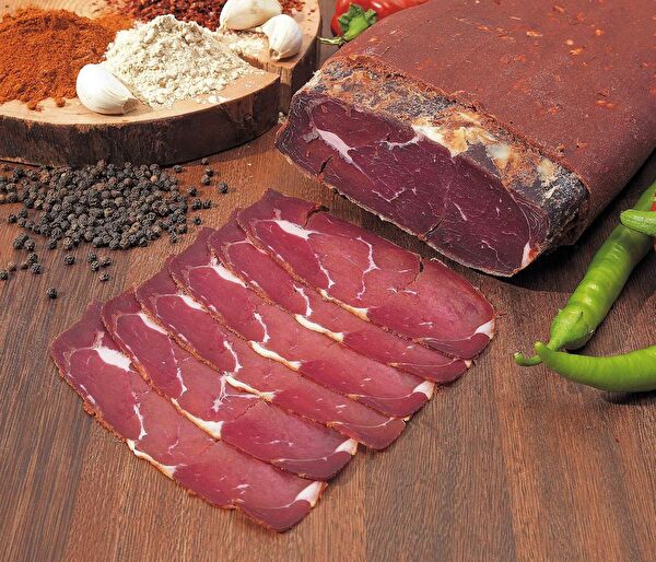 Karaca Sucukları Pastırma