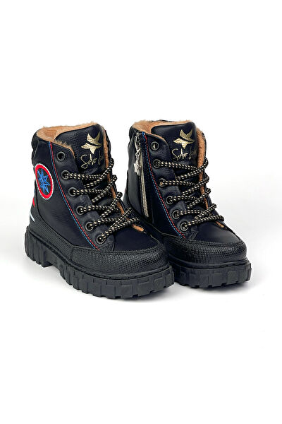 Kajila Erkek Çocuk Bot, Çizme