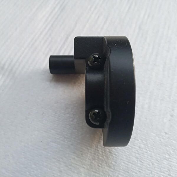 Arzu Monero Krank, Piston ve Contalar