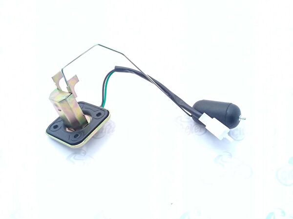 Arzu Monero Krank, Piston ve Contalar