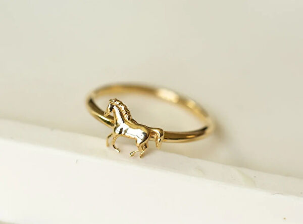 Safir Mücevher Altın Yüzük