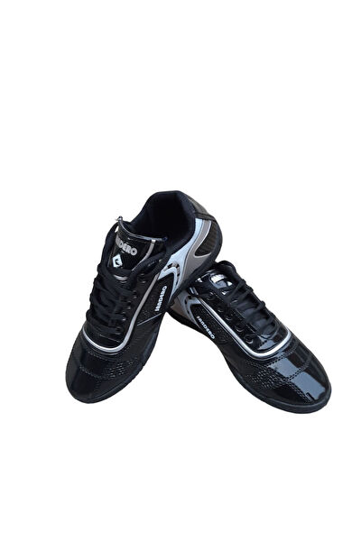 Emek Yürüyüş, Koşu Ayakkabısı