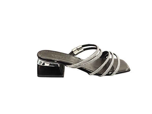 Ventes Kadın Terlik