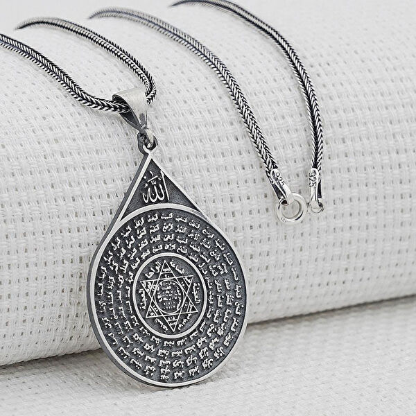 Takıhan Kolye, Zincir, Künye