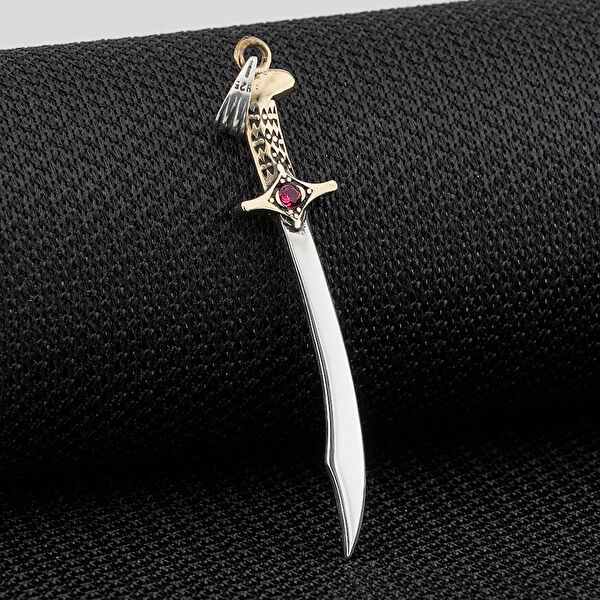 Takıhan Kolye, Zincir, Künye