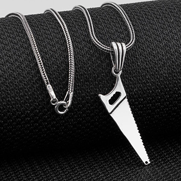 Takıhan Kolye, Zincir, Künye