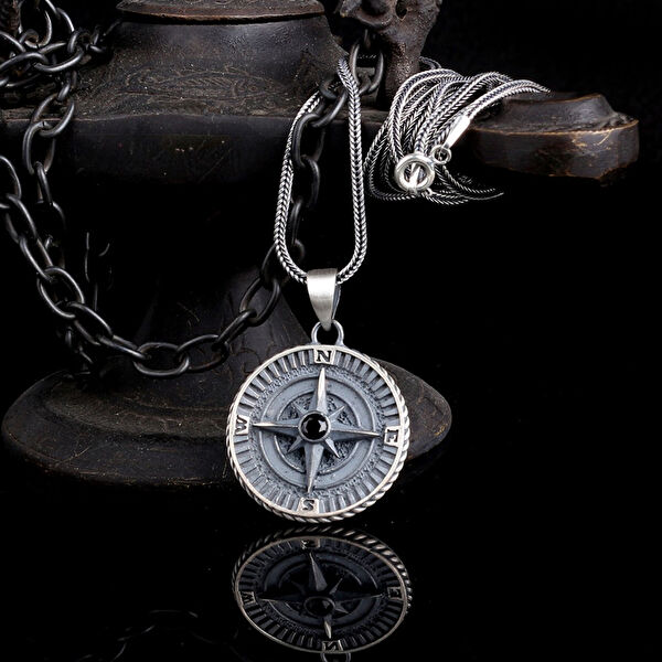 Takıhan Kolye, Zincir, Künye