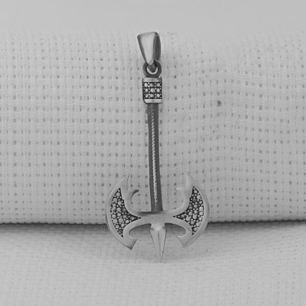 Takıhan Kolye, Zincir, Künye