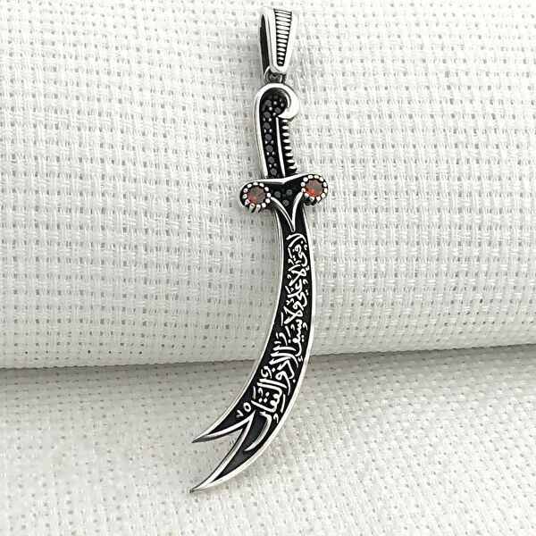 Takıhan Kolye, Zincir, Künye