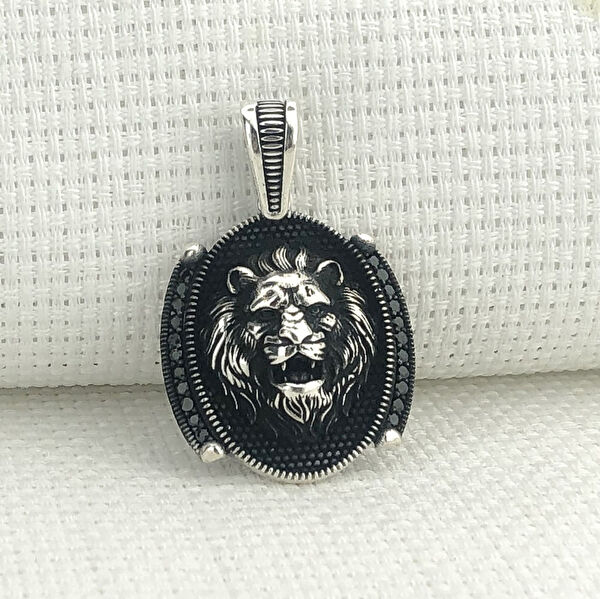 Takıhan Kolye, Zincir, Künye