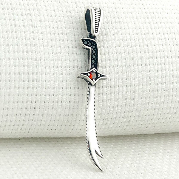 Takıhan Kolye, Zincir, Künye