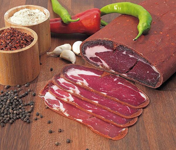 Karaca Sucukları Pastırma