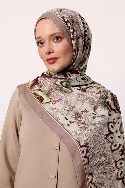 Zeylin Şal, Eşarp ve Aksesuarı