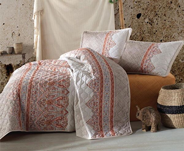 Clasy Yatak Örtüsü