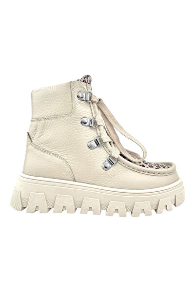 TİRE Kız Çocuk Bot, Çizme