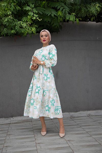 Sevitli Tesettür Elbise