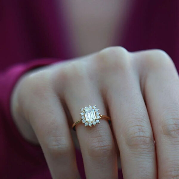 Necati Gün Kadın Yüzük