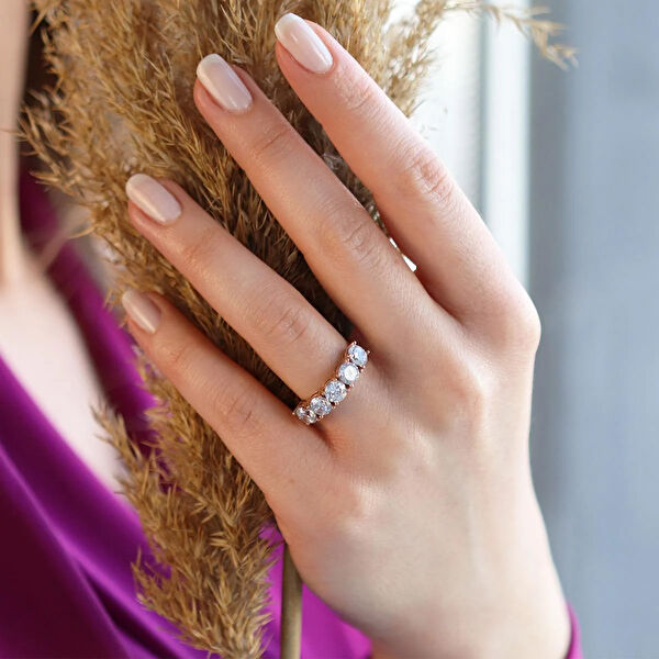 Necati Gün Kadın Yüzük