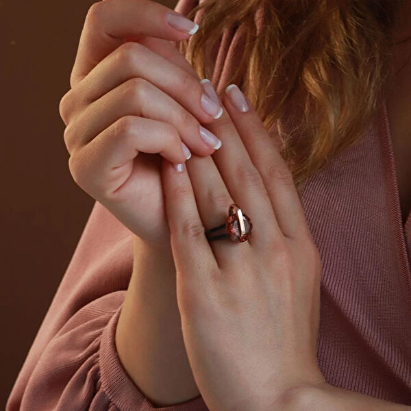 Necati Gün Kadın Yüzük